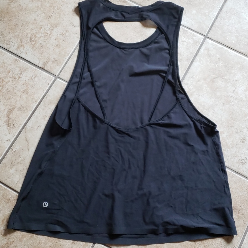 Lululemon tank